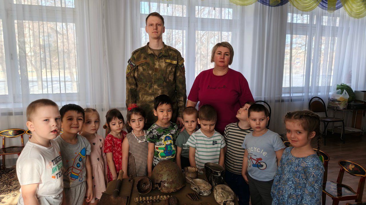 Дошкольники и школьники прикоснулись к истории в музее «Боевой славы» Дошкольники и школьники прикоснулись к истории в музее «Боевой славы»