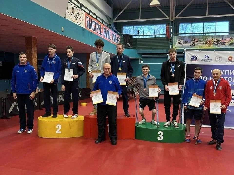 6 медалей с соревнований по теннису привезли спортсмены школы «РиФ» 6 медалей с соревнований по теннису привезли спортсмены школы «РиФ»