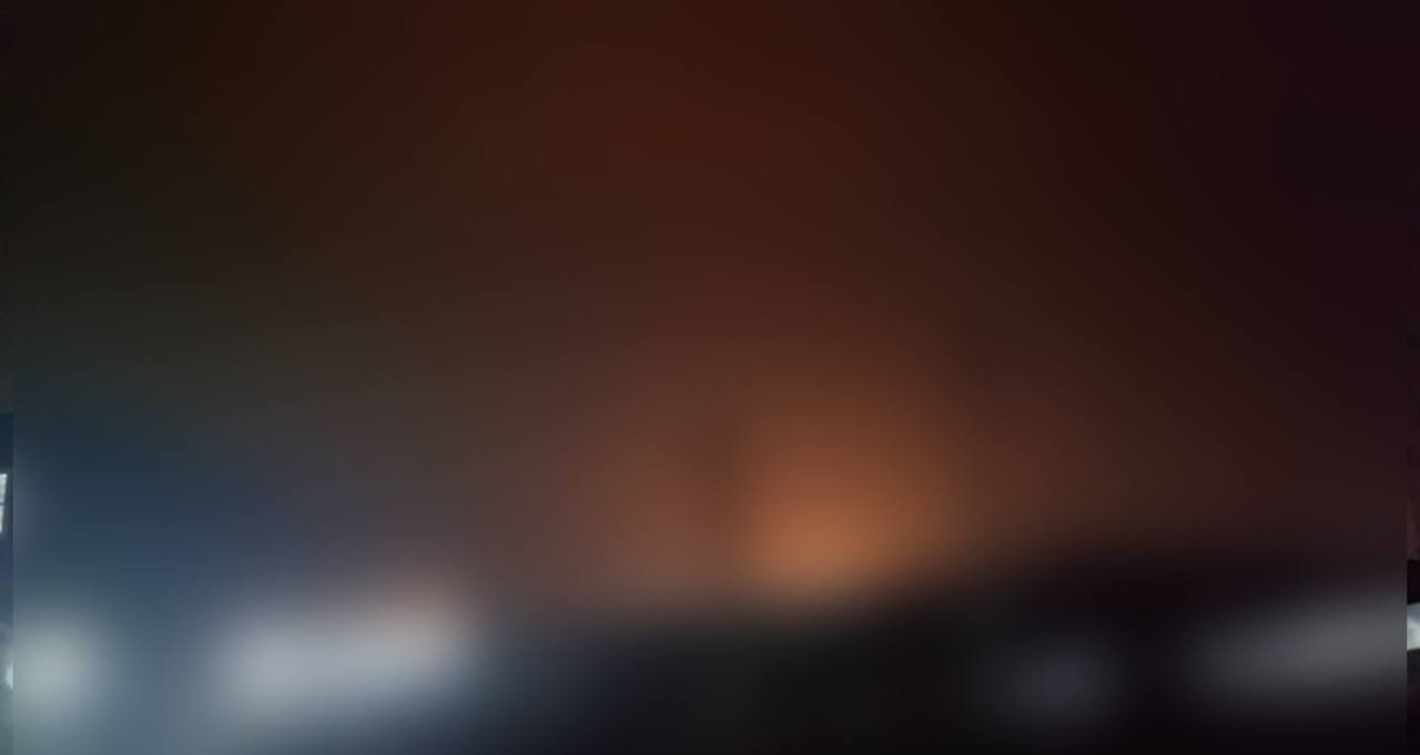 Над Саратовом и Энгельсом работает ПВО: слышны десятки взрывов Над Саратовом и Энгельсом работает ПВО: слышны десятки взрывов