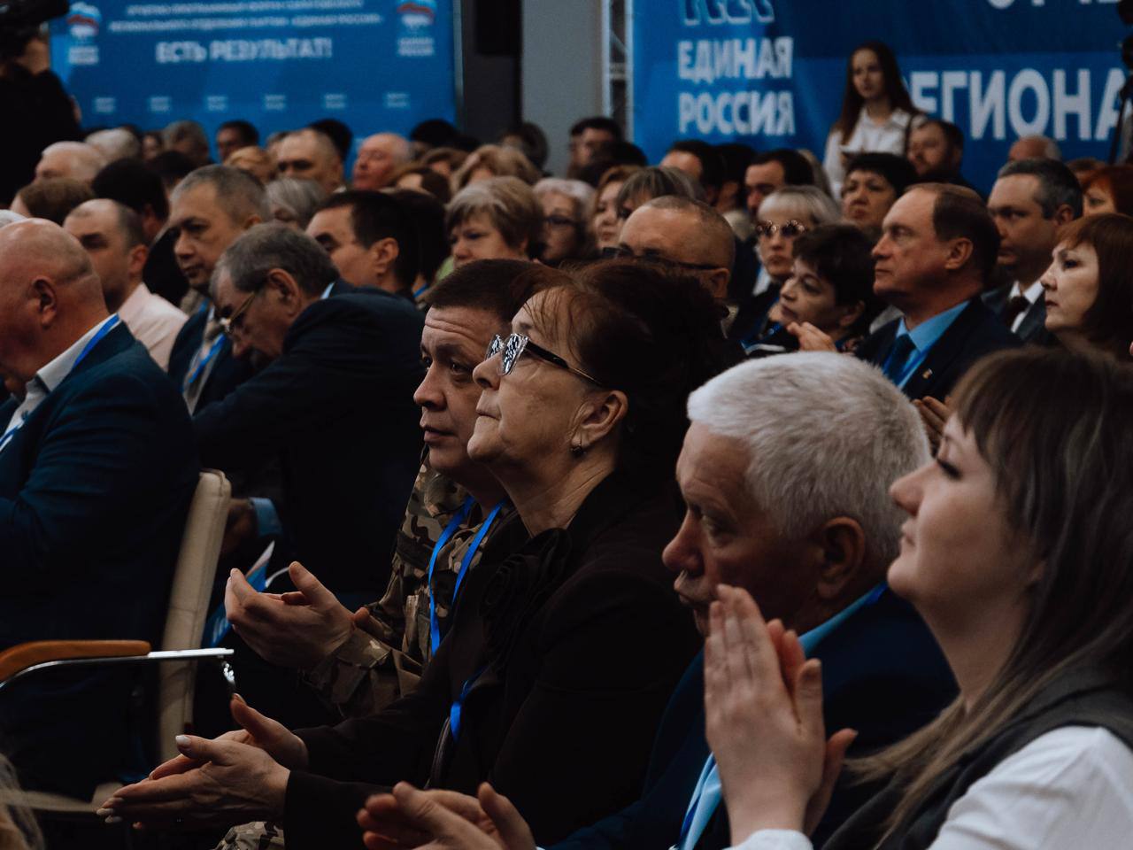 Принял участие в отчетно-программном пленарном заседании форума партии «Единая Россия» – «ЕСТЬ РЕЗУЛЬТАТ!», где мы вместе с коллегами подвели итоги пятилетней реализации Народной программы в нашей области Принял участие в отчетно-программном пленарном заседании форума партии «Единая Россия» – «ЕСТЬ РЕЗУЛЬТАТ!», где мы вместе с коллегами подвели итоги пятилетней реализации Народной программы в нашей области