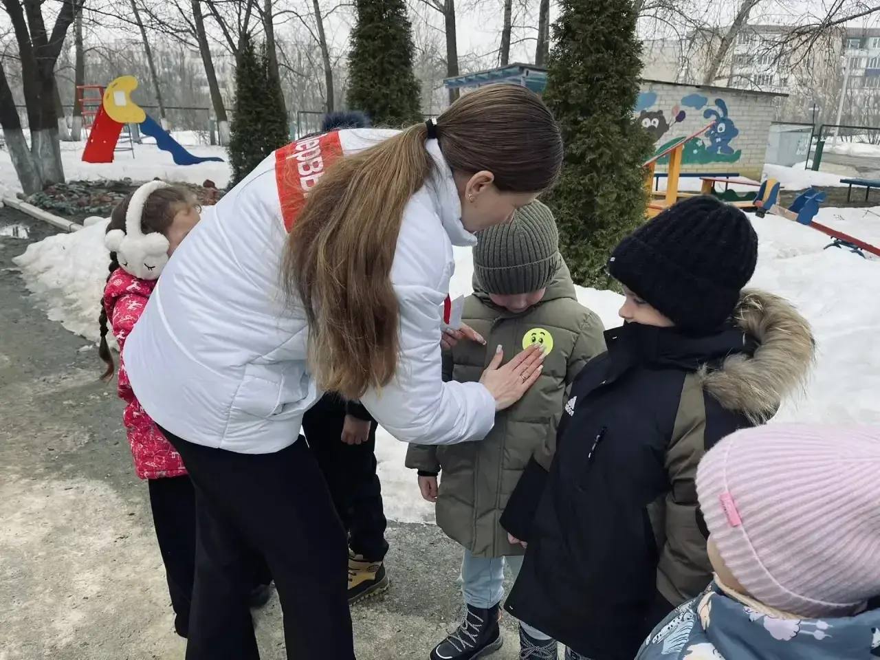 Автоинспекторы посетили детский сад в Красноармейске Автоинспекторы посетили детский сад в Красноармейске