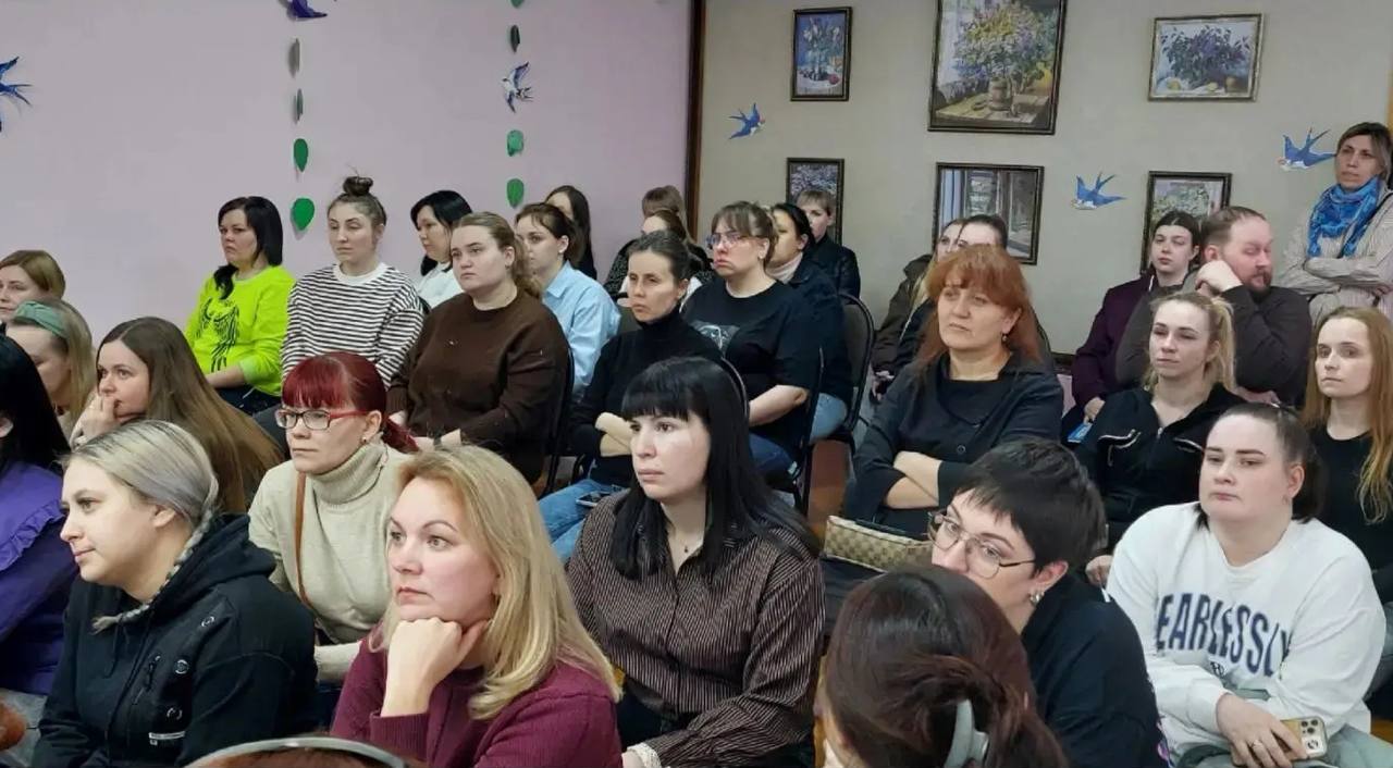 Сотрудники Госавтоинспекции приняли участие в родительском собрании Сотрудники Госавтоинспекции приняли участие в родительском собрании