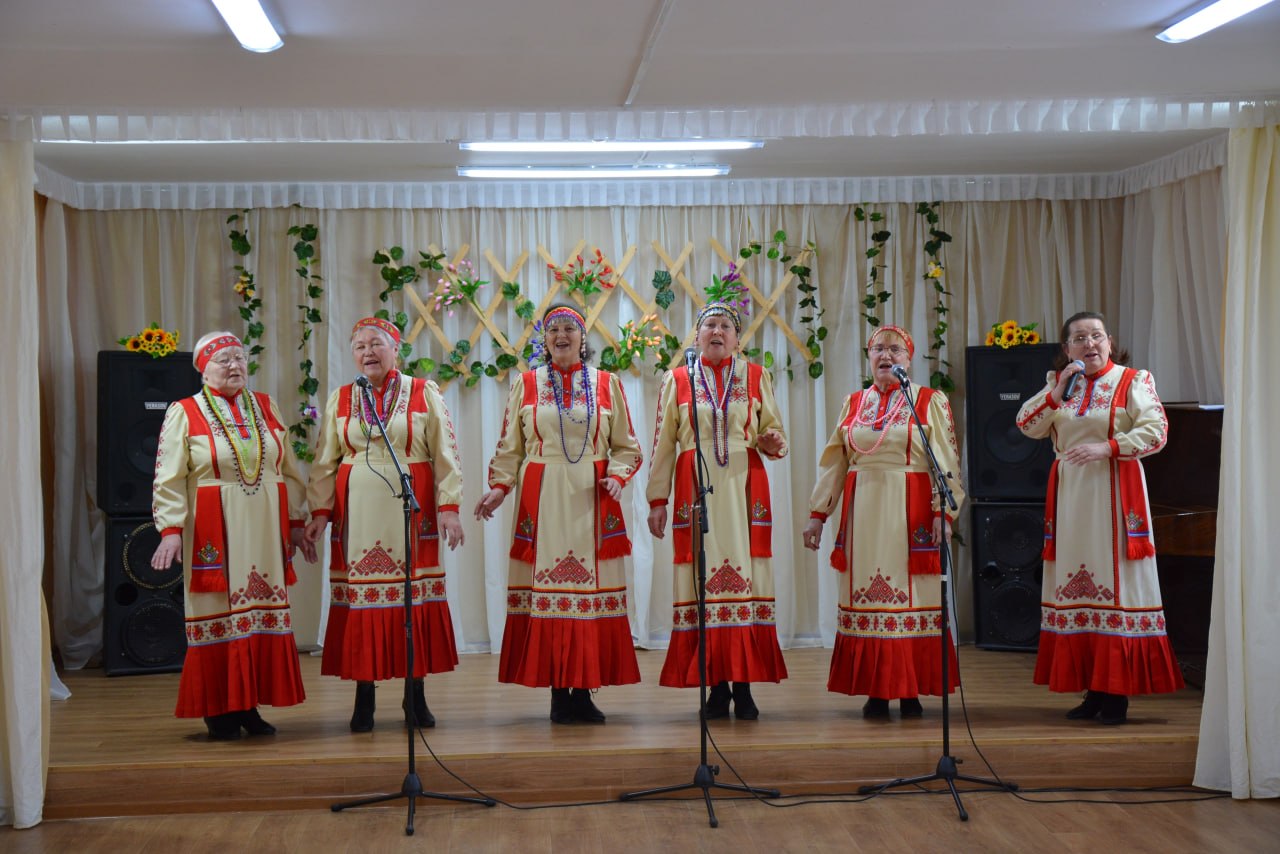 В «Балаковском ЦКР» прошел весенний концерт В «Балаковском ЦКР» прошел весенний концерт
