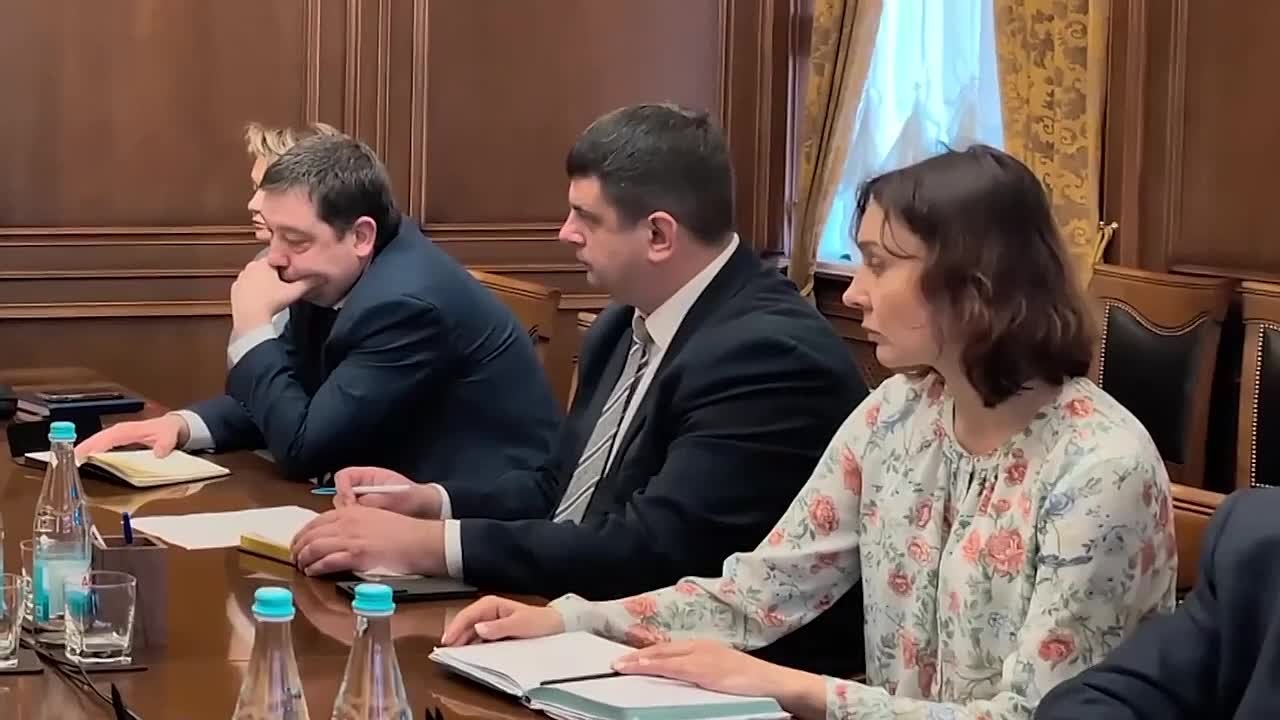 В эту субботу в рамках весеннего месячника пройдет первый субботник, в котором примут участие сотрудники муниципалитета и районных служб благоустройства