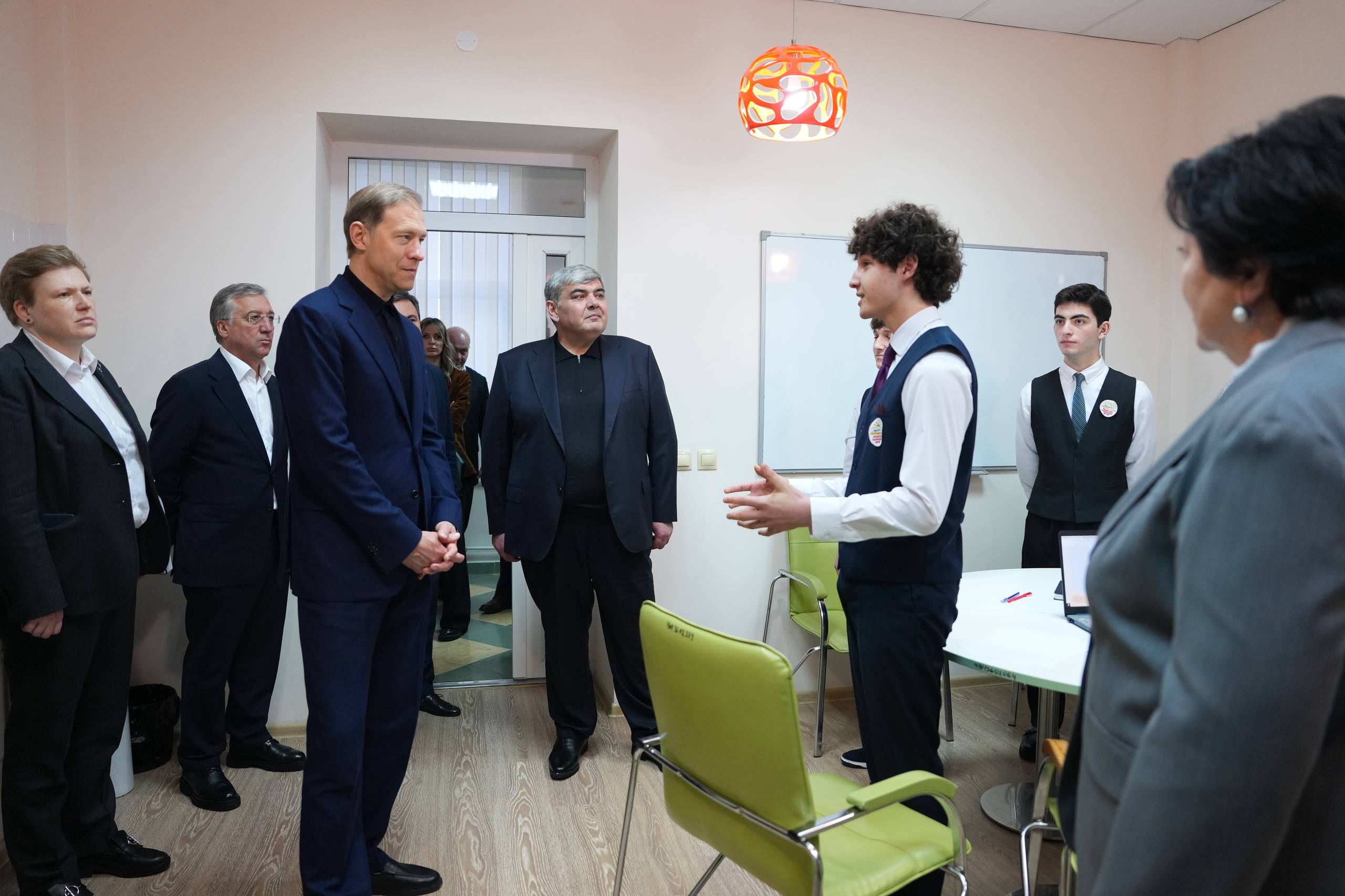 Денис Мантуров посетил Кабардино-Балкарскую Республику Денис Мантуров посетил Кабардино-Балкарскую Республику