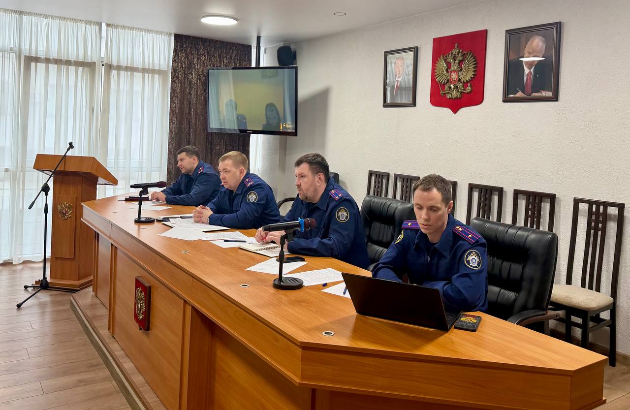 В региональном управлении проведено оперативное совещание по раскрытию и расследованию ряда тяжких и особо тяжких преступлений В региональном управлении проведено оперативное совещание по раскрытию и расследованию ряда тяжких и особо тяжких преступлений