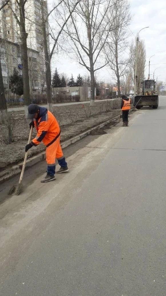 Работы по благоустройству в городе Балаково ведутся ежедневно Работы по благоустройству в городе Балаково ведутся ежедневно