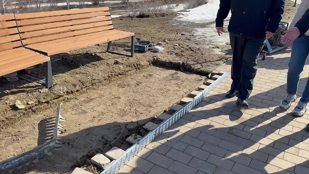 Продолжаю объезд парков и скверов, чтобы оценить состояние территорий после зимы и проверить результаты прошлогоднего благоустройства