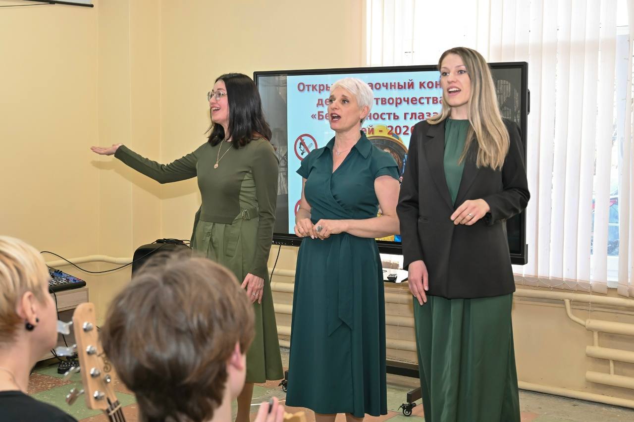 Главное управление МВД России по Саратовской области традиционно поддержало ежегодный конкурс детского творчества «Безопасность глазами детей» Главное управление МВД России по Саратовской области традиционно поддержало ежегодный конкурс детского творчества «Безопасность глазами детей»