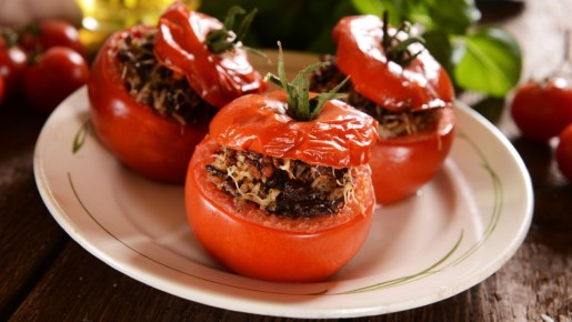 Фаршированные помидоры: солнечное лакомство для зимних вечеров