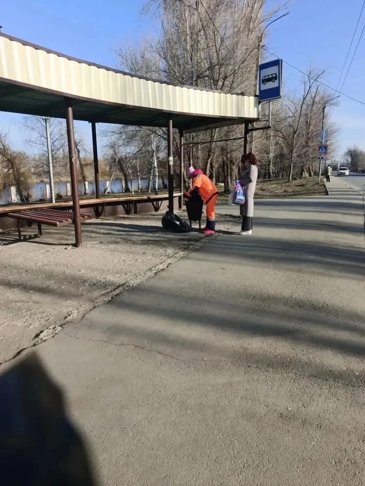 Специалисты «Комбината благоустройства» наводят порядок на улицах Балаково Специалисты «Комбината благоустройства» наводят порядок на улицах Балаково