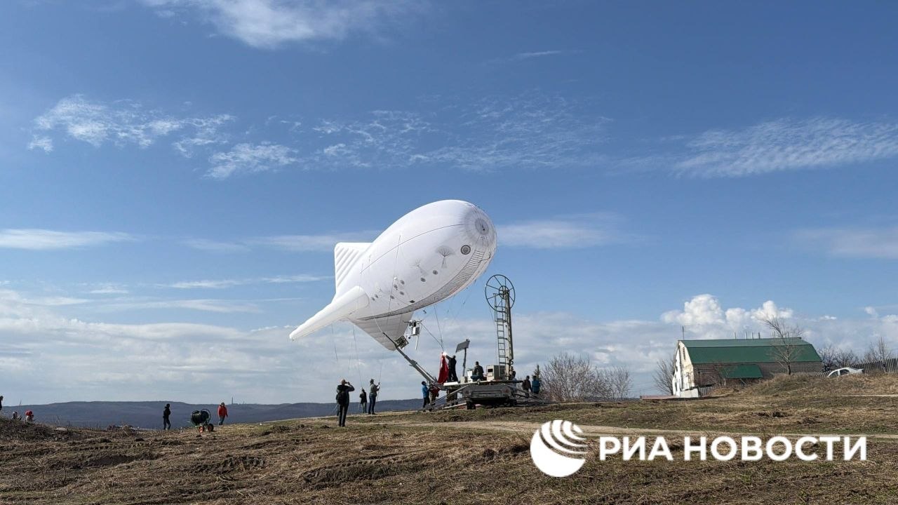 В России протестировали раздачу мобильного интернета с аэростата В России протестировали раздачу мобильного интернета с аэростата