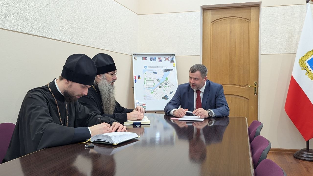 Сегодня провели встречу с епископом Иннокентием Сегодня провели встречу с епископом Иннокентием