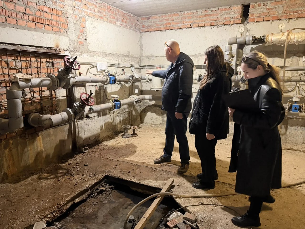 Муниципальный жилищный контроль помогает жителям решать проблемы с подтоплением подвалов Муниципальный жилищный контроль помогает жителям решать проблемы с подтоплением подвалов