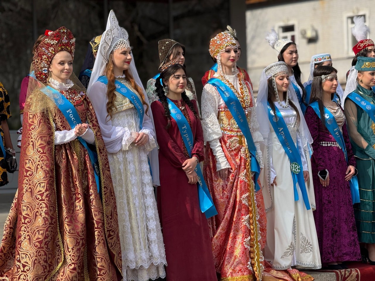 В Саратове прошел праздник дружбы и культурного многообразия В Саратове прошел праздник дружбы и культурного многообразия