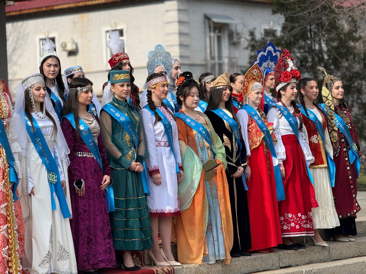 В Саратове прошел праздник дружбы и культурного многообразия В Саратове прошел праздник дружбы и культурного многообразия