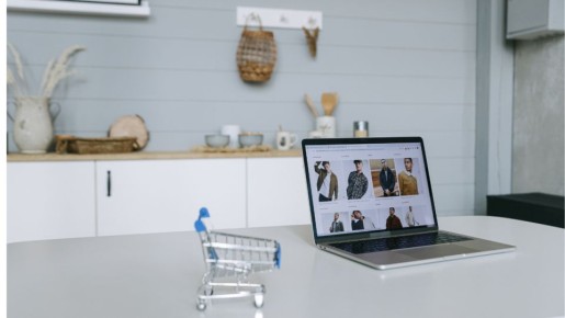 Женщина выиграла суд у интернет-магазина и получила компенсацию за некачественный товар