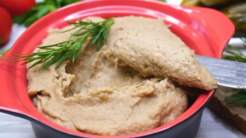 Сытная закуска без мяса: ароматный фасолевый паштет на завтрак