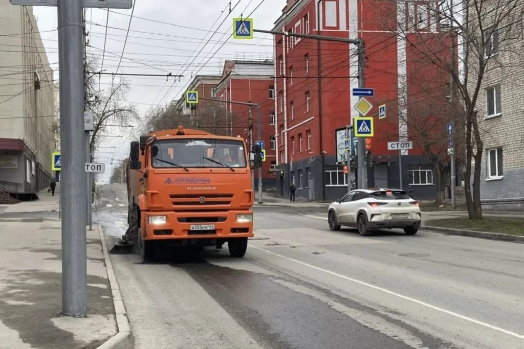 Продолжаются работы по благоустройству