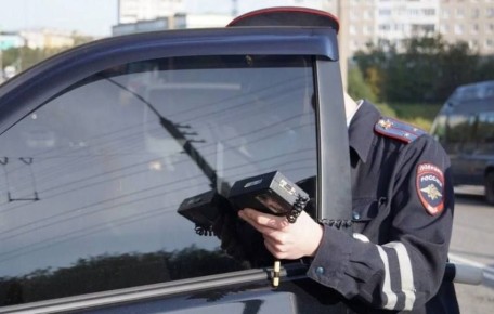 За 07 апреля Госавтоинспекцией на территории Саратовской области выявлено 116 нарушений светопропускания стекол транспортных средств