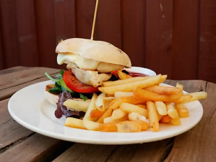 Опасные привычки: как пищевые консерванты угрожают вашему здоровью