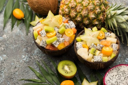 Салаты с ананасами: секреты выбора фрукта и 10 проверенных рецептов