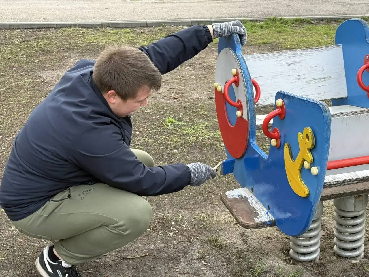 Сегодня в городе прошел очередной субботник Сегодня в городе прошел очередной субботник