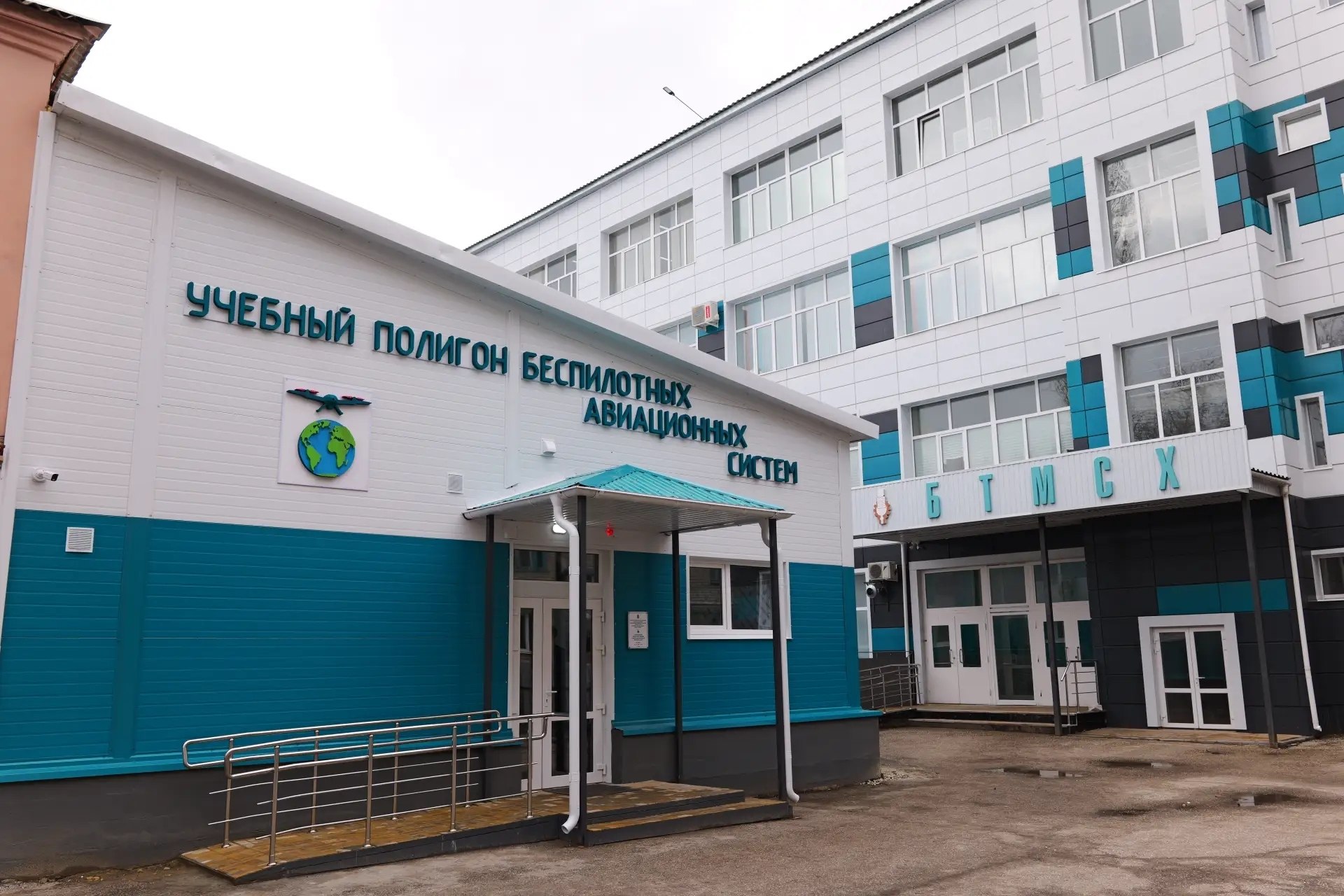 Роман Бусаргин: Развитию на территории Саратовской области системы среднего профессионального образования сегодня уделяем первостепенное внимание Роман Бусаргин: Развитию на территории Саратовской области системы среднего профессионального образования сегодня уделяем первостепенное внимание