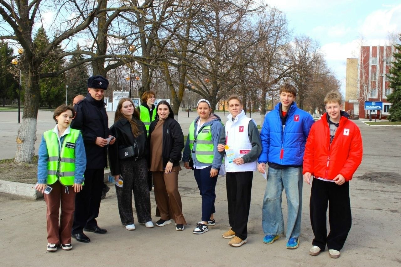 В Балашове прошла профилактическая акция «Знай правила, переходи правильно» в рамках мероприятия #ВниманиеВесенниеКаникулы