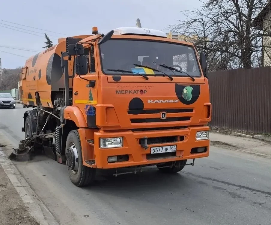 В городе продолжается работа по содержанию улично-дорожной сети В городе продолжается работа по содержанию улично-дорожной сети