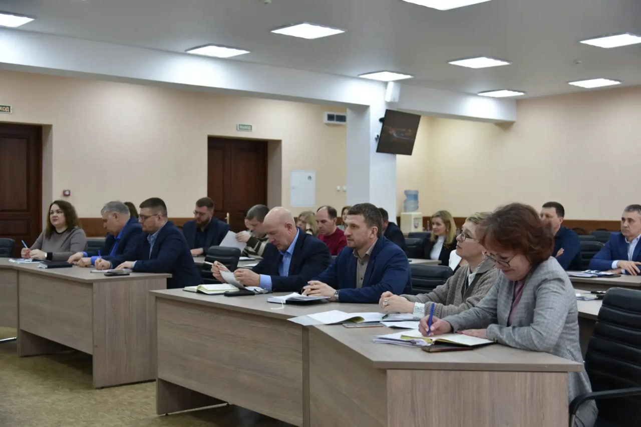 Сегодня провели совещание структурных подразделений Сегодня провели совещание структурных подразделений