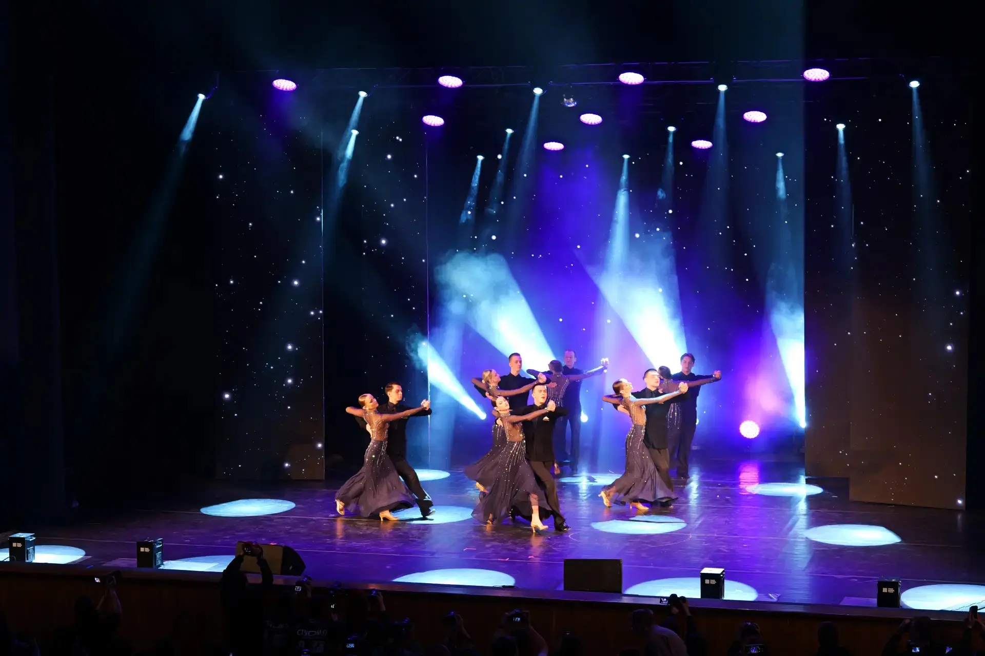 Студенты сразу двух саратовских вузов взяли гран-при региональной «Студвесны» Студенты сразу двух саратовских вузов взяли гран-при региональной «Студвесны»