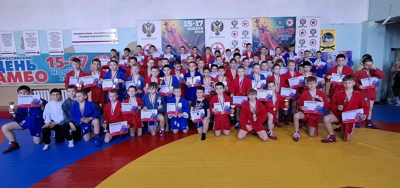 Самбисты из Балаково достойно выступили на Первенстве Вольского района Самбисты из Балаково достойно выступили на Первенстве Вольского района