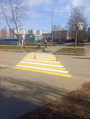 В Балаково продолжаются работы по обновлению дорожной разметки