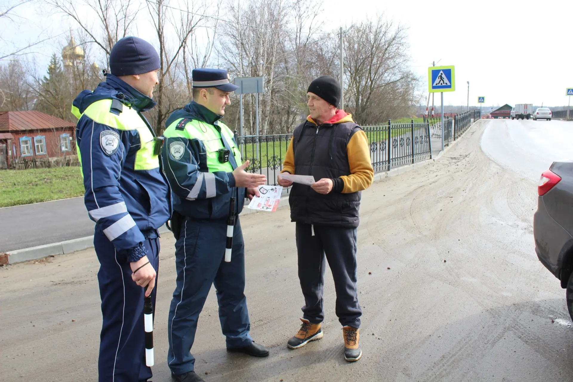 В Петровске сотрудники Госавтоинспекции провели профилактическую акцию «Внимание, водитель! Пешеходный переход!» В Петровске сотрудники Госавтоинспекции провели профилактическую акцию «Внимание, водитель! Пешеходный переход!»