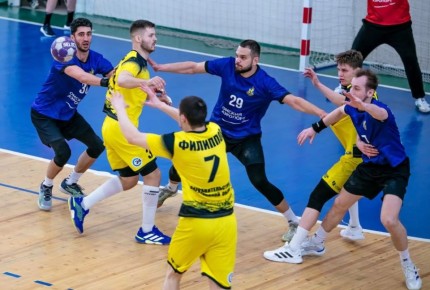 ������ � ���� ����-����. ������ ���� ���������� ����� ������� ����������� ��������� ����� �����-������� � ������ ������� ������ ��� ������ � �������, 17 ������