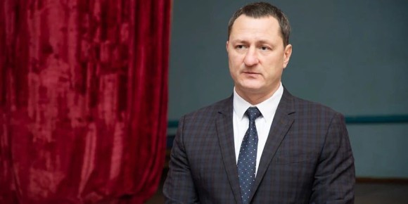 � ������ ���-����� ������� �������� � ��� ���� ������� �� ��������������� �����