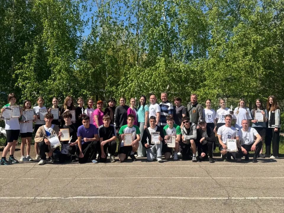 В школе № 21 им. И.М. Каплунова прошло традиционное спортивно-патриотическое мероприятие «Эстафета Памяти», посвященное подвигу наших отцов и дедов в Великой Отечественной войне