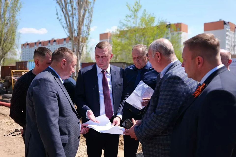 Бусаргин поручил провести перерасчет "коммуналки" из-за аварии на энгельсском коллекторе Бусаргин поручил провести перерасчет "коммуналки" из-за аварии на энгельсском коллекторе
