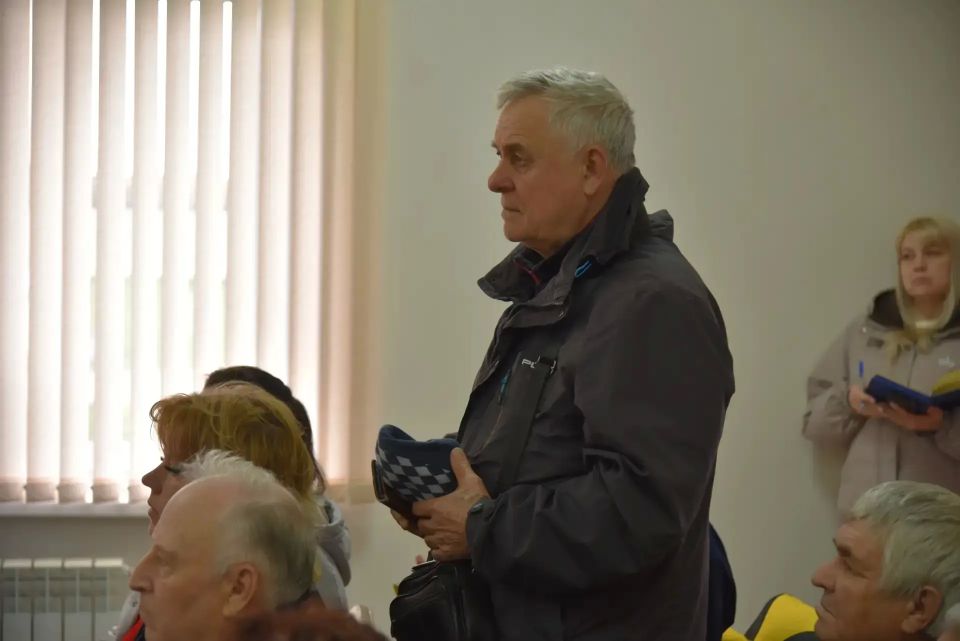 Провели встречу с жителями села Андреевка Провели встречу с жителями села Андреевка