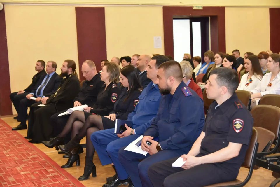 В «Губернаторском колледже» провели очередную встречу с директорами и их заместителями по воспитательной работе школ Балаково и района В «Губернаторском колледже» провели очередную встречу с директорами и их заместителями по воспитательной работе школ Балаково и района