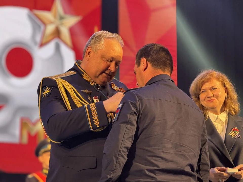 В Энгельсе состоялось торжественное мероприятие, посвященное празднованию Победы в Великой Отечественной войне В Энгельсе состоялось торжественное мероприятие, посвященное празднованию Победы в Великой Отечественной войне
