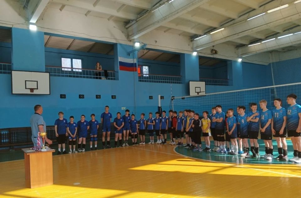 Юные волейболисты из спортивной школы олимпийского резерва «Балаково» стали победителями и призерами турнира Юные волейболисты из спортивной школы олимпийского резерва «Балаково» стали победителями и призерами турнира