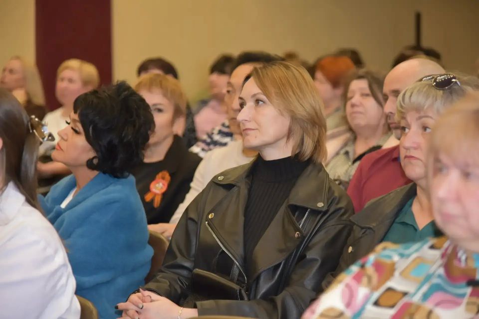 В «Губернаторском колледже» провели очередную встречу с директорами и их заместителями по воспитательной работе школ Балаково и района В «Губернаторском колледже» провели очередную встречу с директорами и их заместителями по воспитательной работе школ Балаково и района