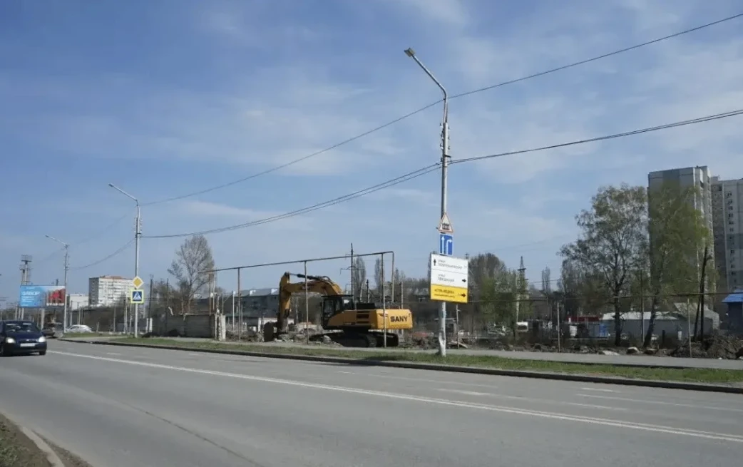 На Ново-Астраханском шоссе ограничат движение в связи со строительством путепровода