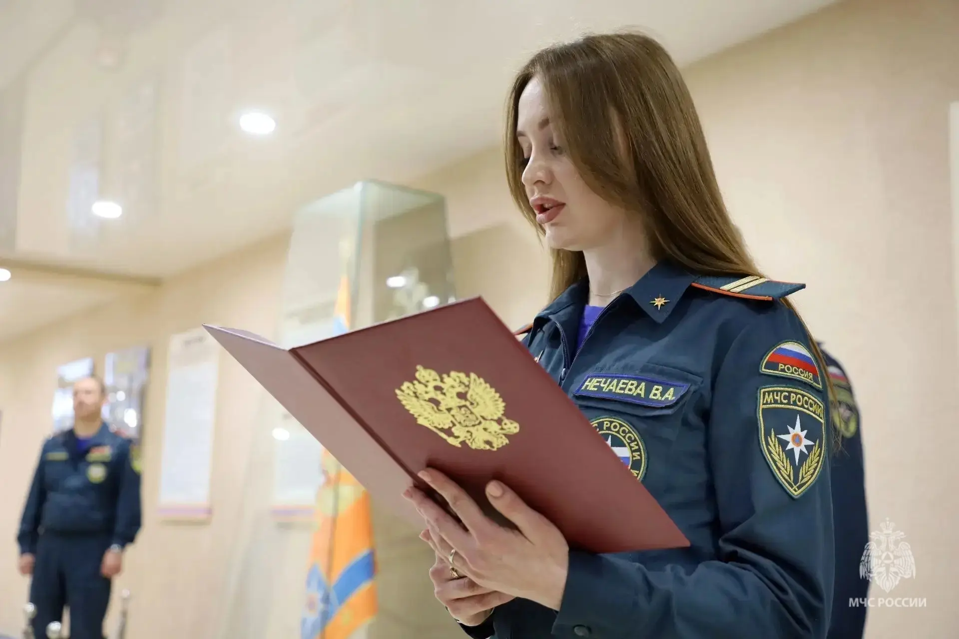 В Саратове состоялась торжественная церемония приведения к присяге сотрудников МЧС России В Саратове состоялась торжественная церемония приведения к присяге сотрудников МЧС России