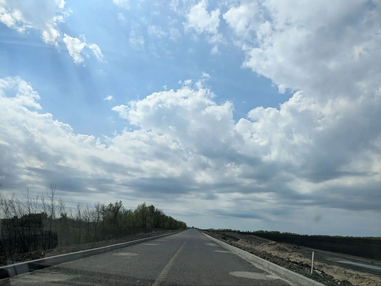На дороге Донгуз – Колояр сделано основание На дороге Донгуз – Колояр сделано основание