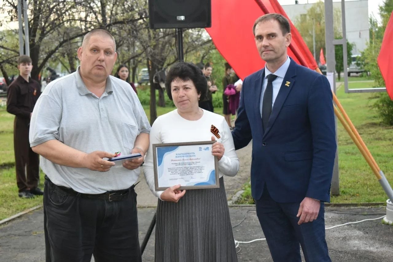 МЕДАЛИ «ОТЕЦ СОЛДАТА» ВРУЧИЛИ КО ДНЮ ПОБЕДЫ В САРАТОВСКОЙ ОБЛАСТИ МЕДАЛИ «ОТЕЦ СОЛДАТА» ВРУЧИЛИ КО ДНЮ ПОБЕДЫ В САРАТОВСКОЙ ОБЛАСТИ