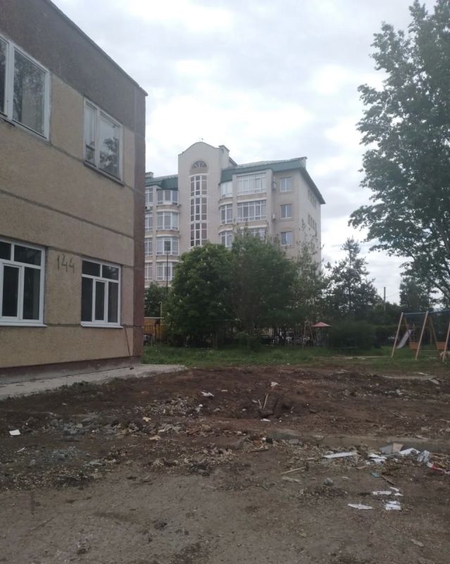 В Балаково продолжается демонтаж нестационарных объектов, размещенных незаконно или с нарушениями В Балаково продолжается демонтаж нестационарных объектов, размещенных незаконно или с нарушениями