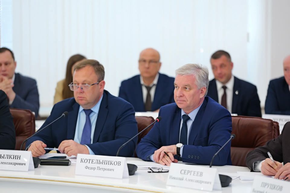 Саратовским министрам объявлены дисциплинарные взыскания за невыполнение ключевых показателей Саратовским министрам объявлены дисциплинарные взыскания за невыполнение ключевых показателей